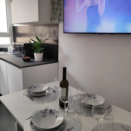 Apartamento Oniria - 100 Mt Dal Mare Terracina