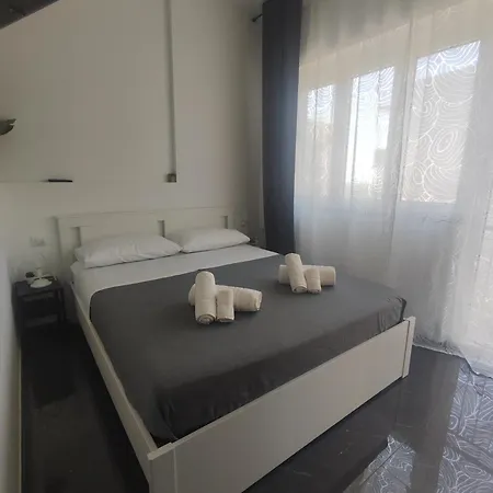 Oniria - 100 Mt Dal Mare Apartamento